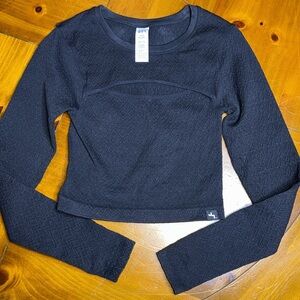 🖤JoyLab Black Textured Long Sleeve Cropped Athletic Top